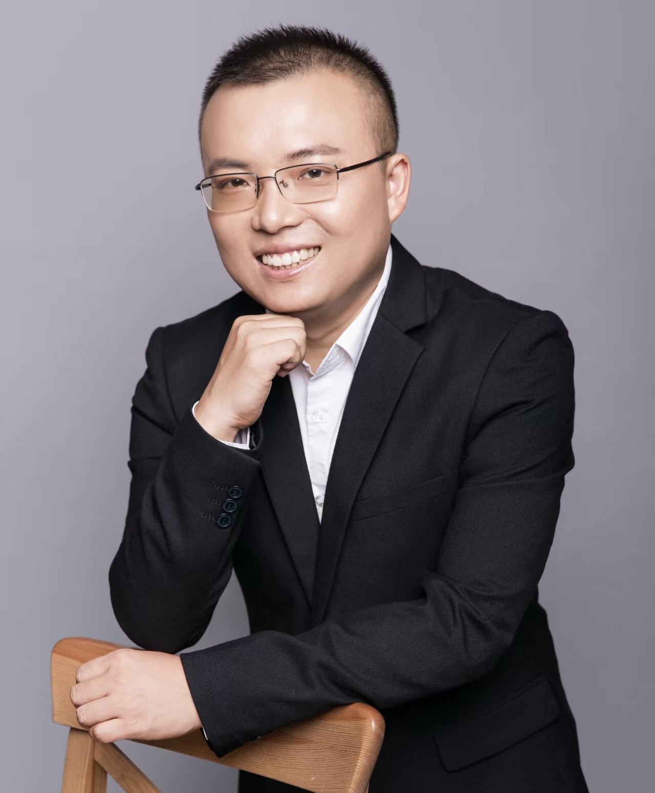 刘俊